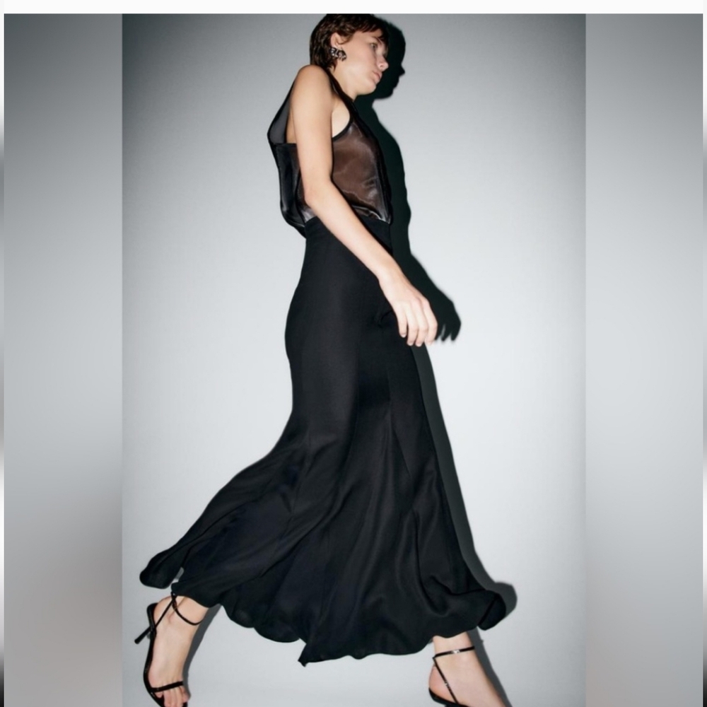 Zara Black Flowing Maxi Skirt